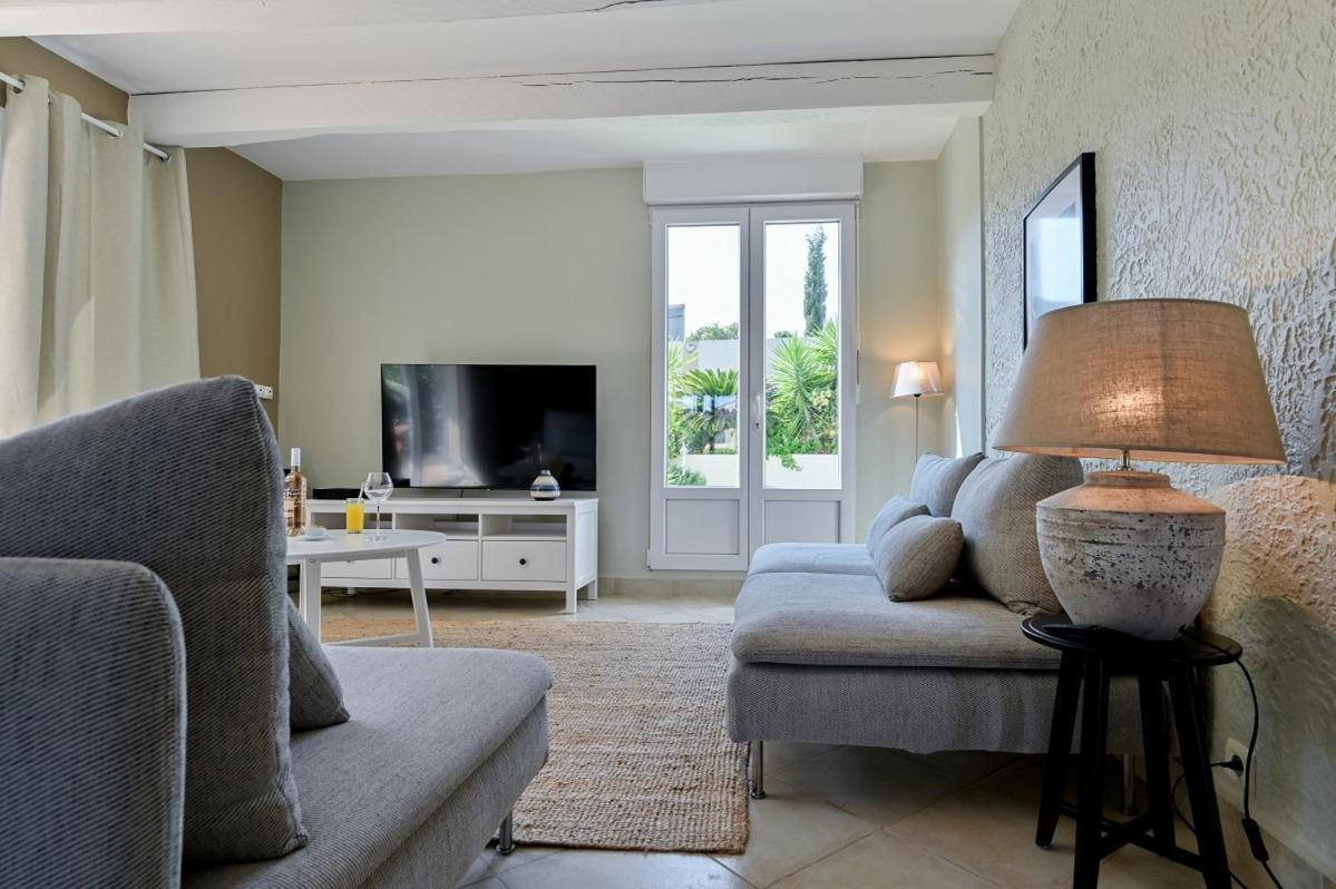 Residence La Menado Cavalaire-sur-Mer Kültér fotó