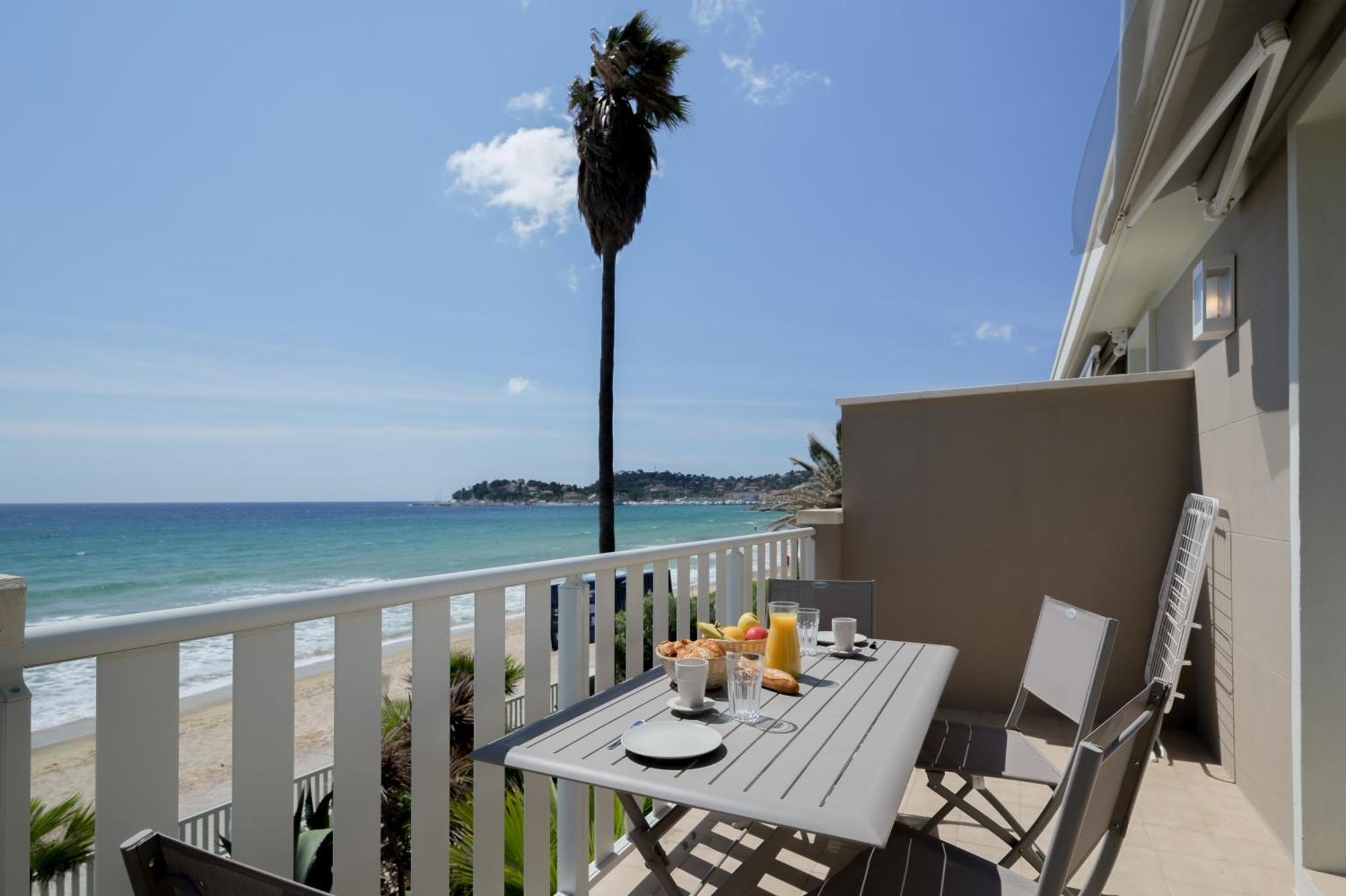 Residence La Menado Cavalaire-sur-Mer Kültér fotó